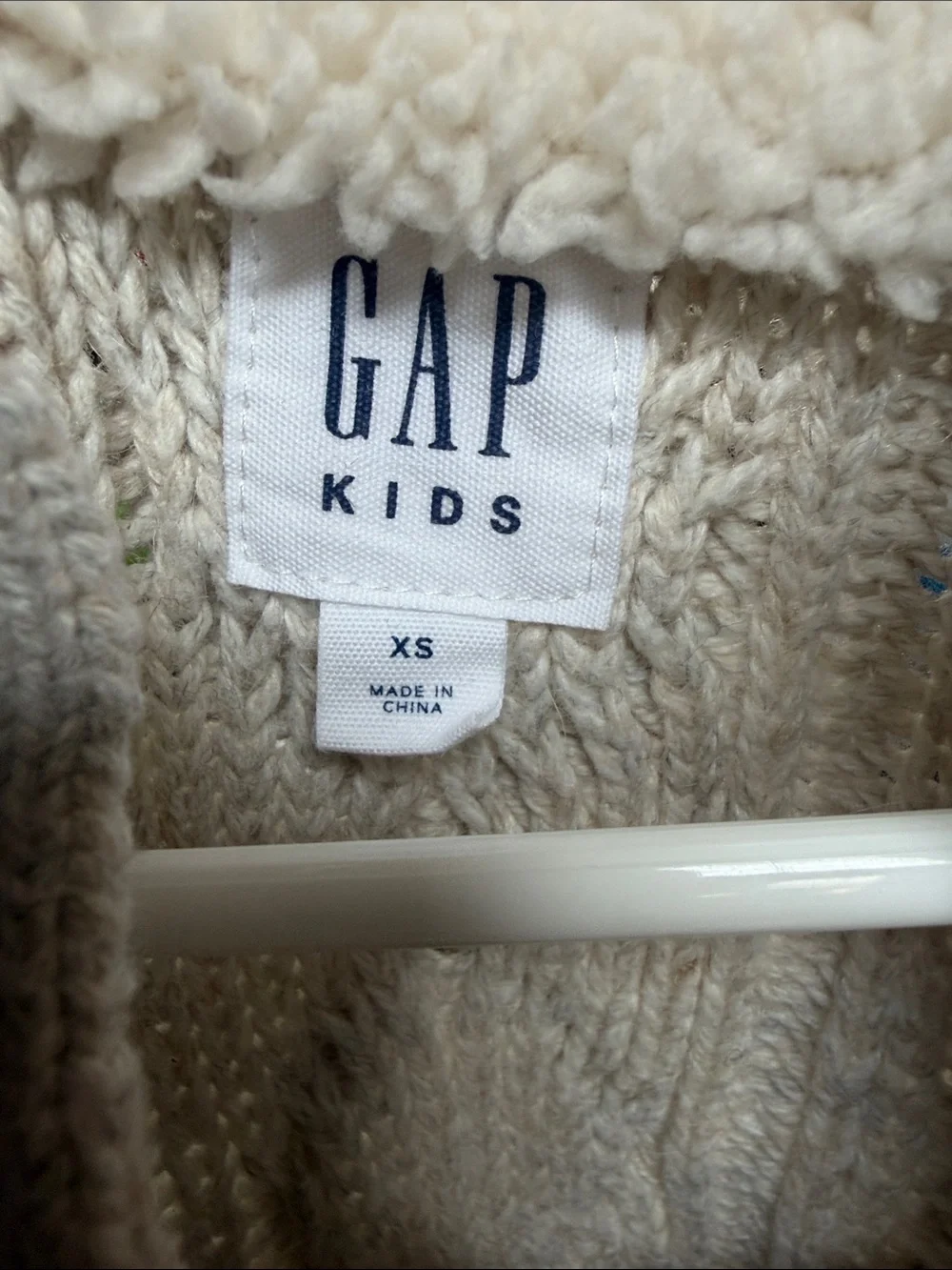 GAP cream cable